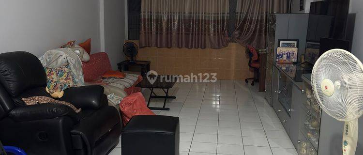 Ruko 4 Lantai di Villa Kapuk Mas Siap Huni 1