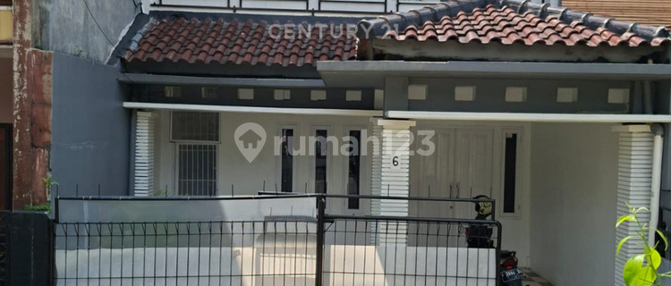 Strategic House with Access to Toll Roads and City Center in Indraprasta Bogor 1