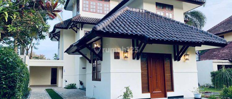 Rumah Mewah Furnished Dengan Kolam Renang Rancamaya Golf Estate 1