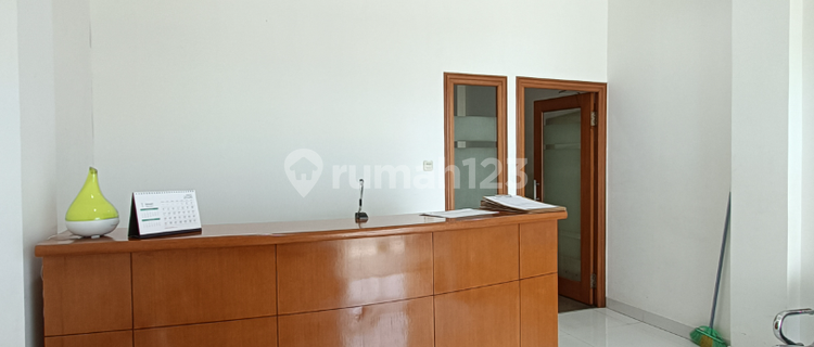 For Sale, Ready-to-Use Shop House in Cipete Area 1