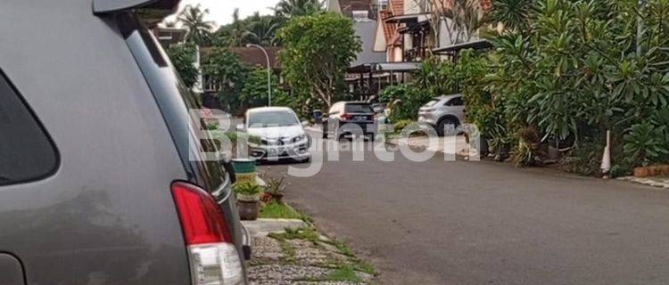 Rumah Luas dan Nyaman di Alam Sutera 1