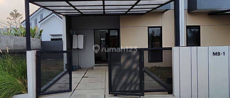 RUMAH CANTIK 2 LANTAI SKADIVANIA PUSAT AREA BISNIS HANYA 5 Menit MENUJU STASIUN DARU TENJO 1