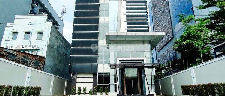 Gedung 7 Lantai + Lift ,Rooftop Di Pancoran Jakarta Selatan
 1