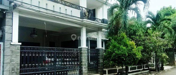 Rumah Mewah 2 lantai dalam komplek elite di Jati warna Bekasi 1