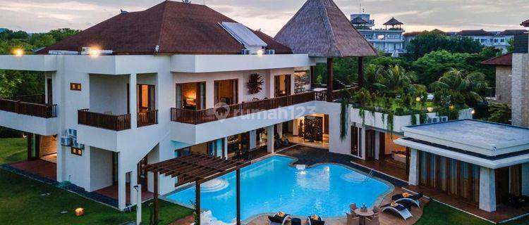 Luxury Villa with Helipad in Pecatu, South Kuta, Badung, Bali 1