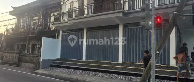 New 2-Storey Shop House in Hook Position, Suitable for Business in Lukluk, Bali 1