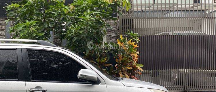 Dijual Rumah Sunter Bagus dan Rapih Lokasi terbaik 1