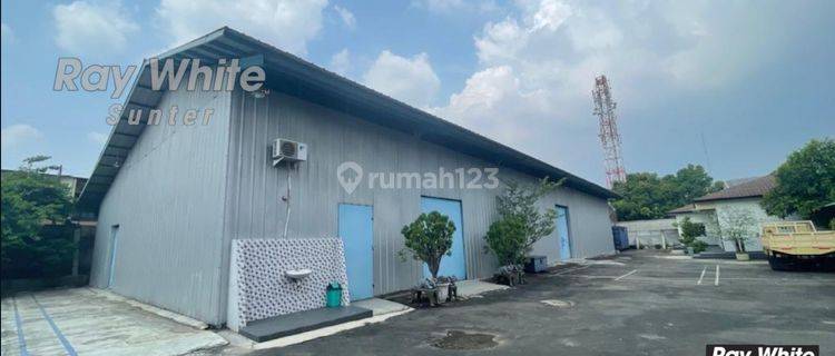 Gudang Bagus SHM 2700 m di Jl Raya Pondok Kelapa  1