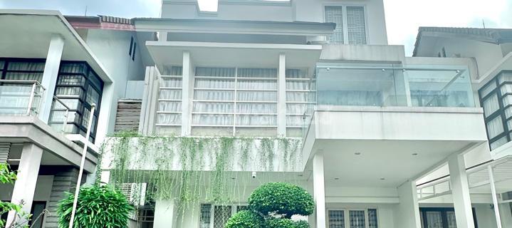 Dijual Rumah 3 Lantai di Bintaro Tangerang Selatan 1