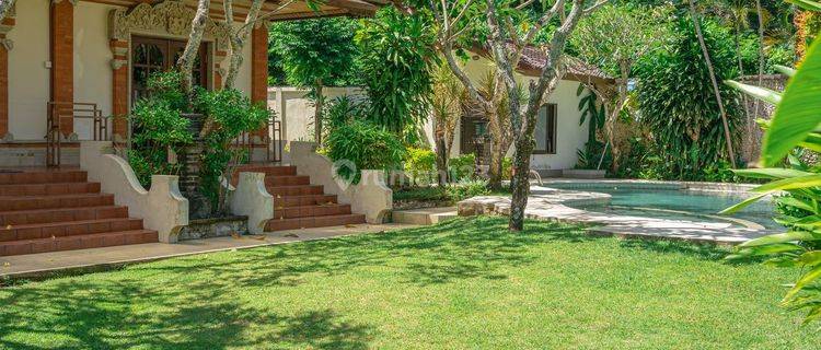 Full Furnished Balinese Villa Close To Kuta Beach In Legian 1