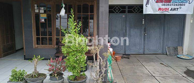 Rumah di Banjarejo Pakis 1