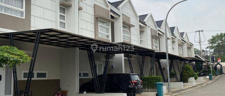 Rumah 2 Lantai Shm Siap Huni Lokasi Strategis  1