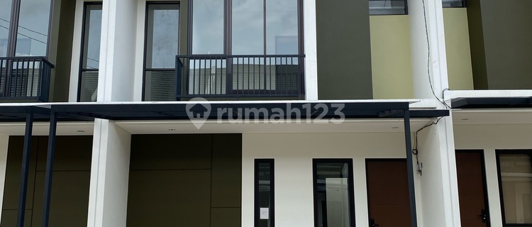 Rumah 2 Lantai Siap Huni Lokasi Starategis Alam Sutera Binus 1