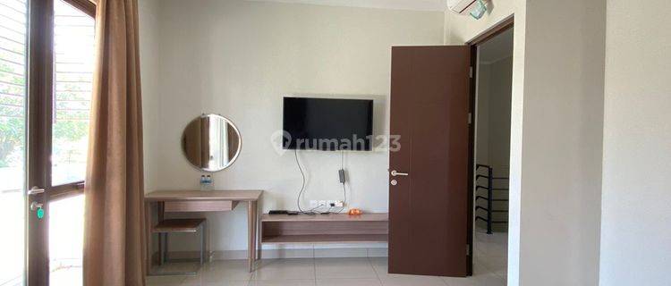 Rumah Furnish Cluster Burgundy Summarecon Bekasi  1