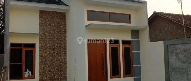 Rumah Di Jln Buwek Shm Bagus Cukup Booking 2jt 1