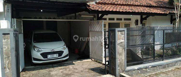 Rumah Murah Terawat Siap Huni Dalam Komplek Margahayu Bandung 1