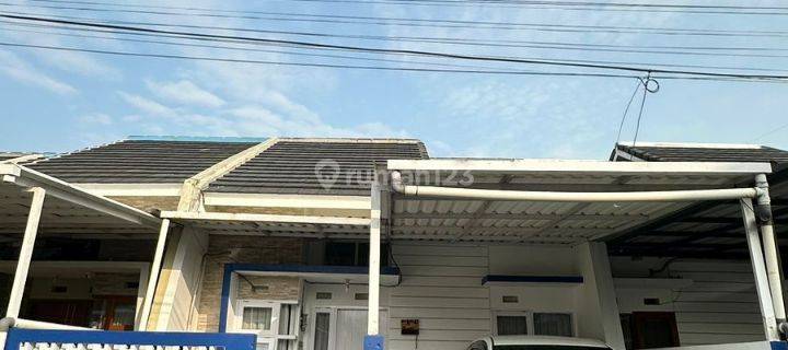 Rumah 2 Lantai Bagus Furnished SHM di Pesona Ciganitri, Bandung 1