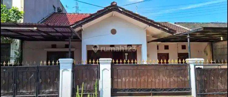 Rumah Bagus Termurah Di Komplek Margawangi Estate 1