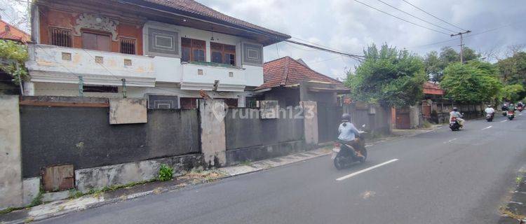 Rumah 2 Lantai Di Desa Dangin Puri Kangin Dekat Living World 1