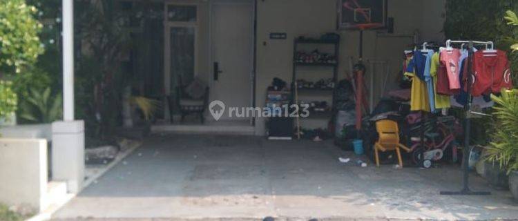 Dijual Rumah Bagus 2 Lantai di Perumahan Grand pakuwon 1