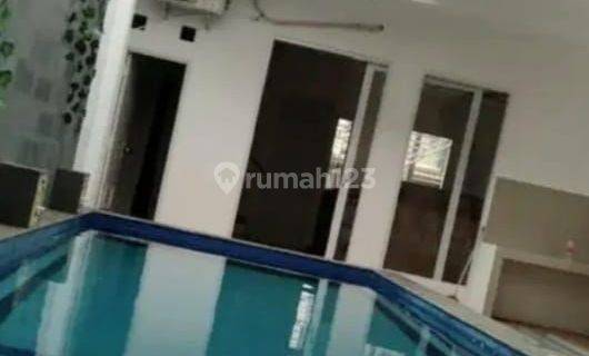 Town House dengan Swimming Pool Siap Huni di Pondok Aren 1