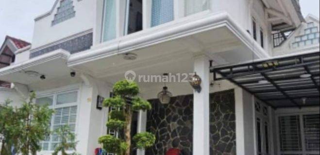 Vila Cantik 2 Lantai Full Furnished Nyaman Dan Asri di Puncak Cipanas Jabar 1