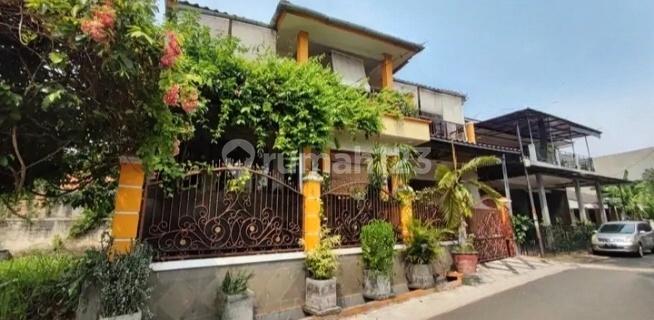 Rumah Dijual Cepat + Kamar Kostnya Di Bintaro 1