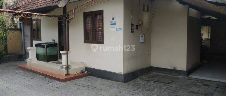 Rumah Di Angantaka Abiansemal Badung Dw  1