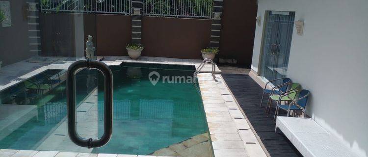 Rumah Mewah Di Gunung Catur Dengan Kolam Renang At 1