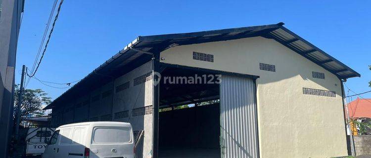 Over Contract Warehouse Location in Cokroaminoto Ubung Area Jl 1