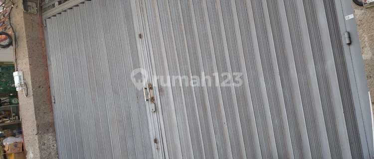 2.5 Floor Shophouse in Sesetan Suitable for Cc Business 1