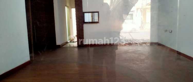 Ruko Lokasi Strategis Cocok untuk Segala Usaha di Karapitan 1