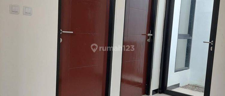 rumah minimalis cantik di taman kopo indah 2 1