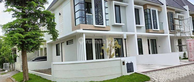 NATURA RESIDENCE, Rumah mewah 2 lt di jantung kota Sidoarjo 1