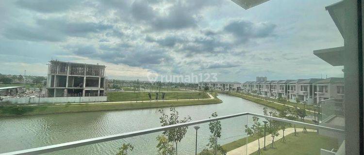 Rumah Pik2 Langsung Hadap Danau, Cluster Miami Rumah Favorit 1