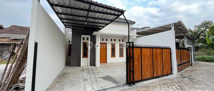 Rumah Jogja Dijual di Cluster Trimulyo Sleman 1