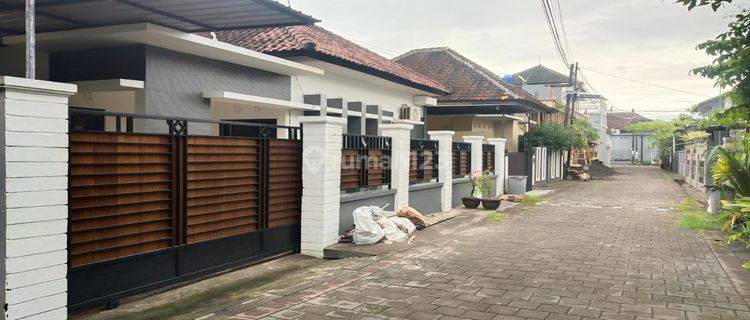 Rumah Satu Lantai Minimalis Daerah Perkotaan  di Jalan mertasari gg Bambu Sidakarya 1