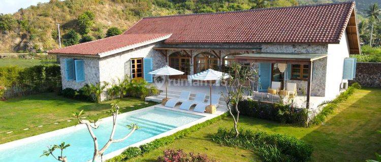 Charming And Spacious Villa In Lombok Near Serangan Beach 1