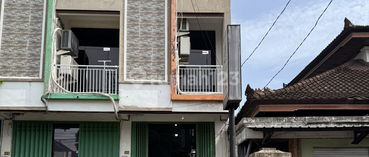 3-Story Shop House in Denpasar by the Main Road, Good Condition 1