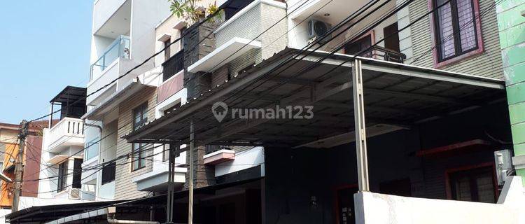 Rumah Kelapa Gading 2 Lantai Siap Huni 1