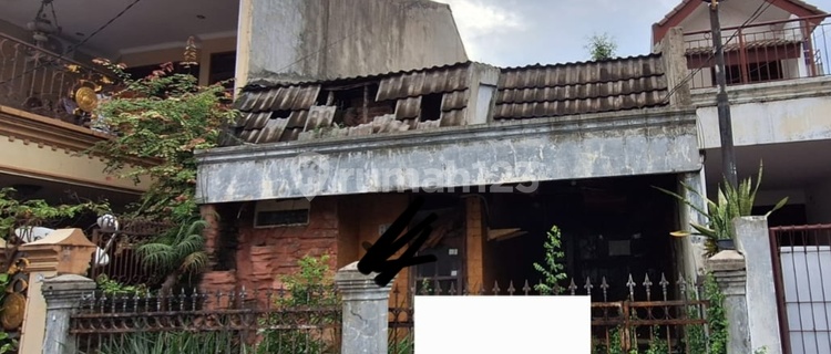 House Material in Duren Sawit, East Jakarta, Area 102M2 1