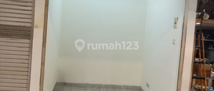 Kiosk at Lindeteves Trade Center Ready for Occupancy, Ground Floor 2 1