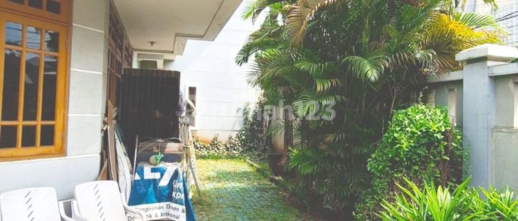 Ready-to-Occupy House Neat Clean Well-Maintained 2 Floors SHM East-Facing Strategic Location Near Culinary Center Near Hospital Mall Toll Access AC 6 Units 2 Balconies Front Room Flood-Free #feliciawongsowidjojo 1