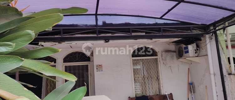 Dijual Rumah Tua Di Jl. Kopyor, Kelapa Gading (femmy) 1