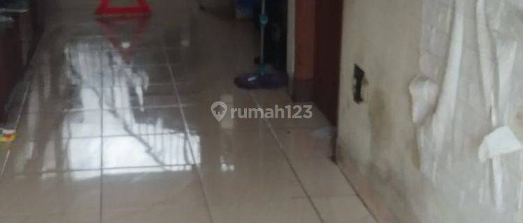 Dijual Rumah di Pulomas 2 Lantai SHMJalan depan 2 Row Mobil(Tonan) 1