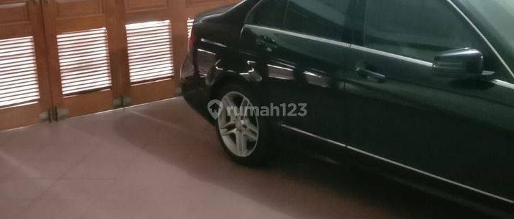 Dijual Rumah di Kemanggissan 2 Lantai SHM Bagus Siap huni 1