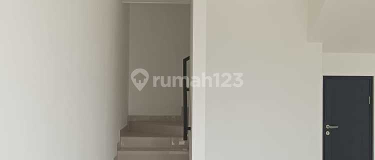 Near Health Facilities, 2-Story Shop House 1