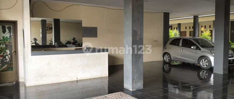 Boarding house in Sentul 1