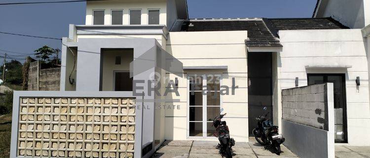 RUMAH HOOK  DI KOMPLEK CASSABLANCA RESIDENCE CIJERUK BOGOR 1