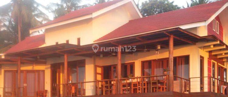 Villa dijual di Villa Solong Tepi Pantai Banyuwangi 1